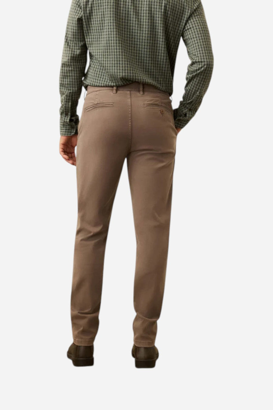 Faherty Coastline Stretch Chino in Alpine Brown – flat lay