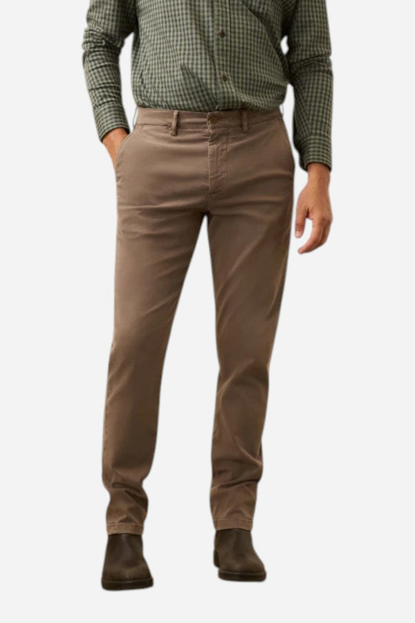 Faherty Coastline Stretch Chino in Alpine Brown