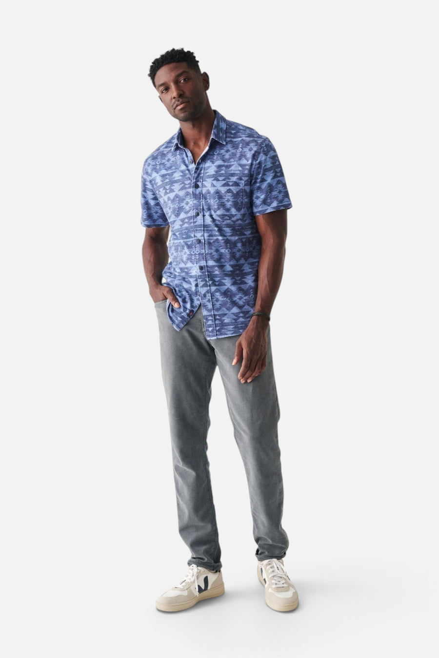 Faherty Doug Good Feather Short Sleeve Knit Seasons Shirt in Six Rivers Sky – detail