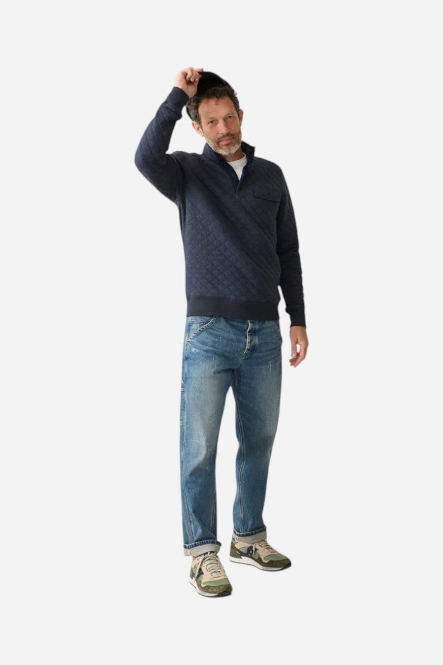 Faherty Epic Quilted Fleece Pullover in Navy Melange – detail