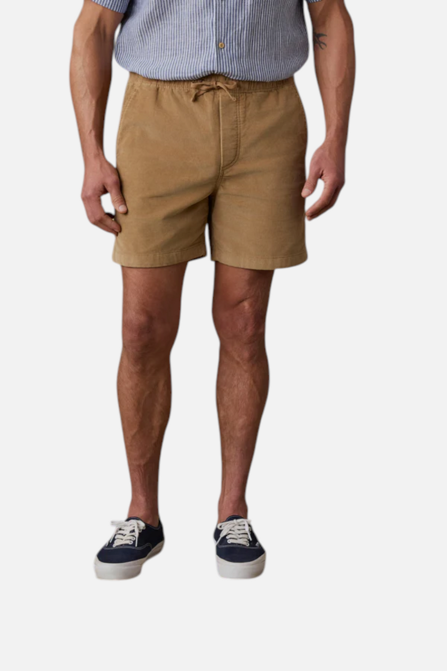Faherty Essential Corduroy Short in Dark Sand – back view