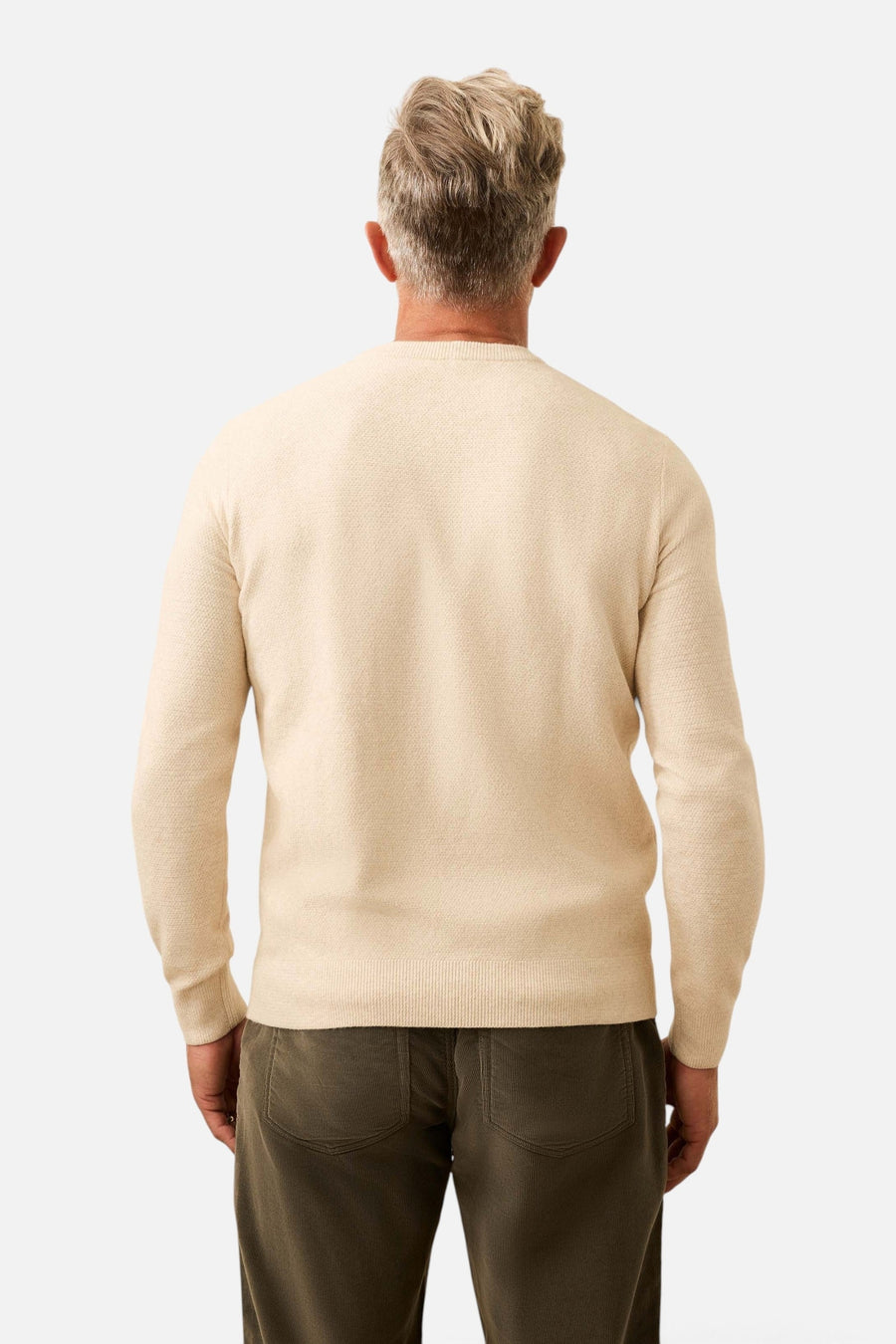 Faherty Jackson Crew Sweater in Ivory Sky Feeder – on model