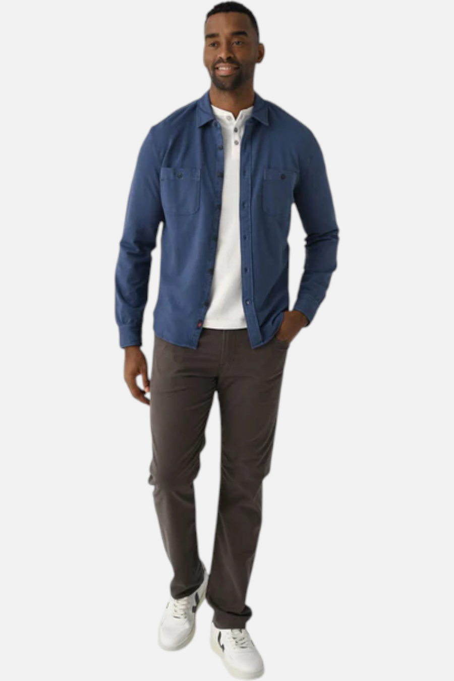 Faherty Men's Field Knit Utility Shirt in Blue Nights – side view
