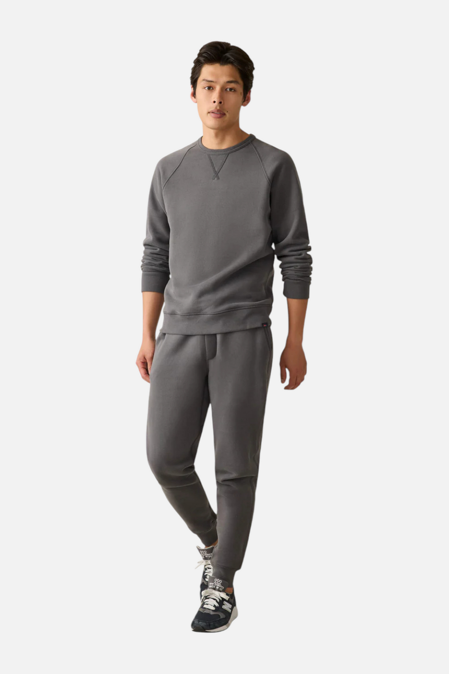 Faherty Men's High Standard Fleece Sweatpant in Mountain Black – back view