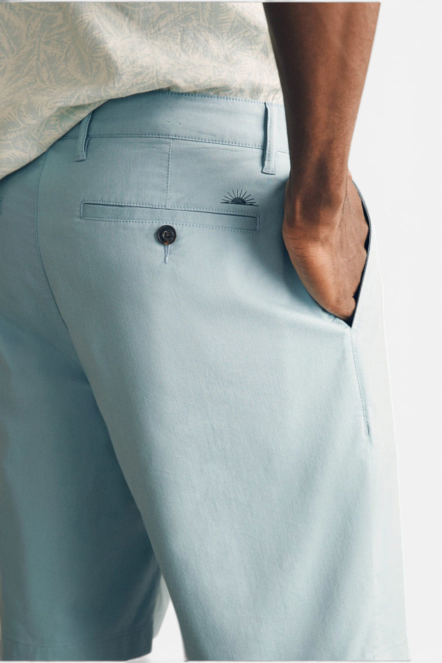 Faherty Movement Chino Short 8" in Steel Blue – detail