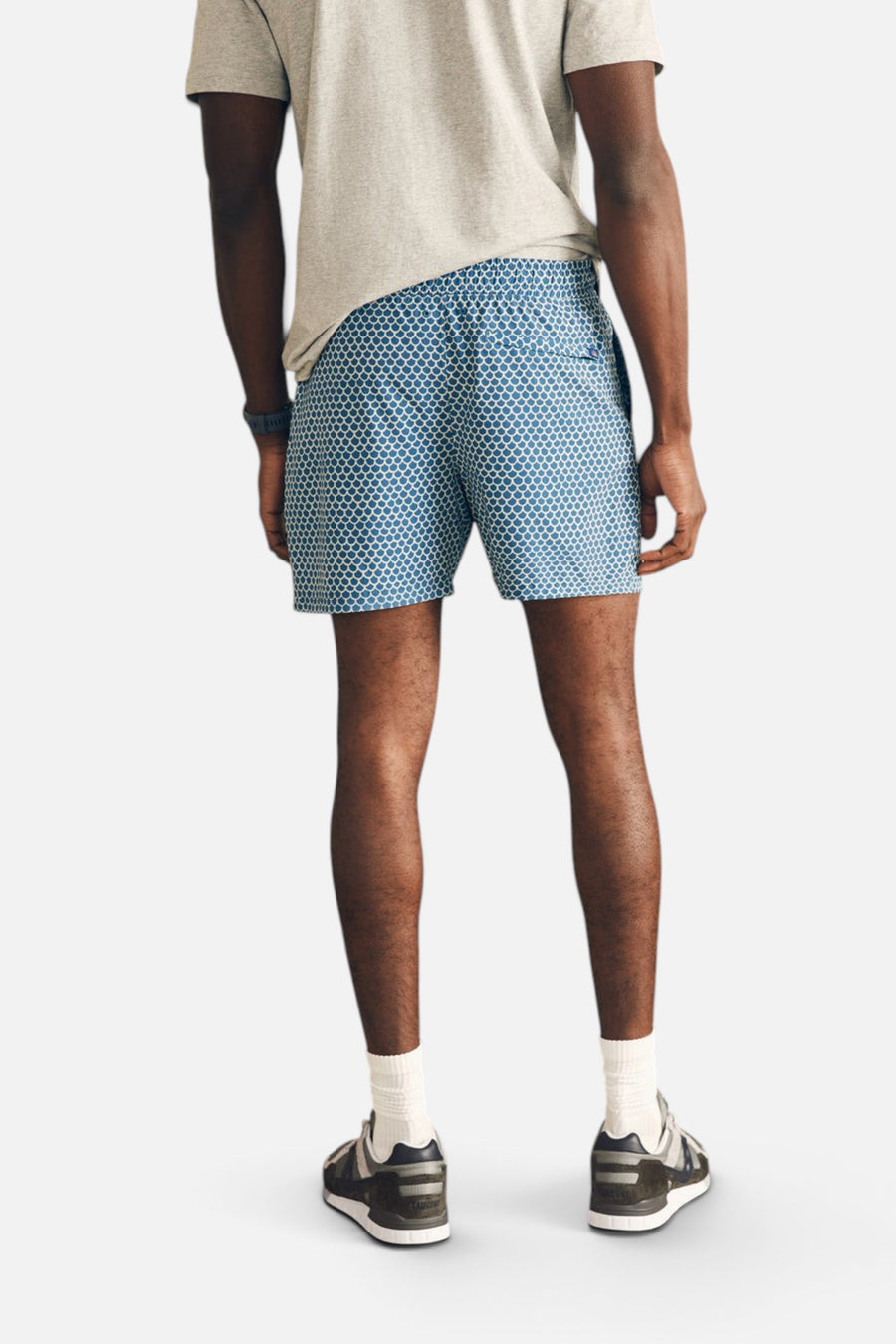 Faherty Shorelite Swim Trunks 7" Inseam in Fishscale – flat lay