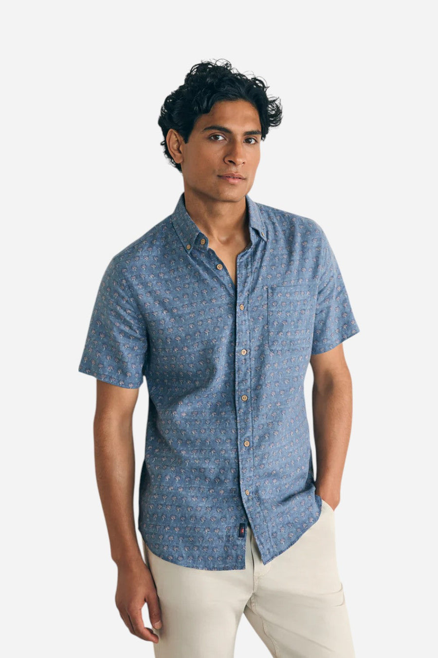 Faherty Short-Sleeve Breeze Shirt in Paradise Palm – detail