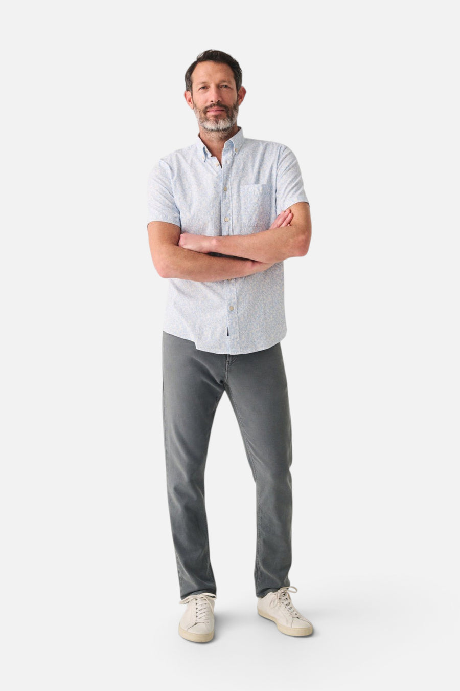 Faherty Short-Sleeve Breeze Shirt in Sky Canopy Print – detail