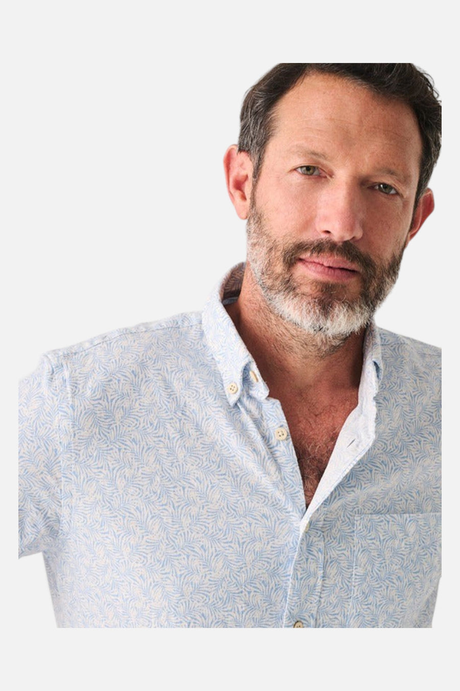 Faherty Short-Sleeve Breeze Shirt in Sky Canopy Print – side view