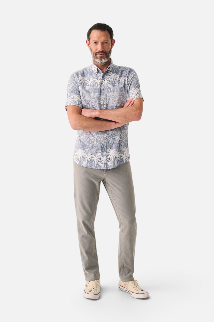 Faherty Short-Sleeve Breeze Shirt in South Palms Print – detail