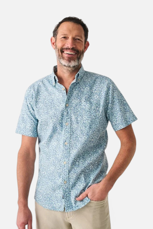 Faherty Short-Sleeve Breeze Shirt in Teal Waters Hilo