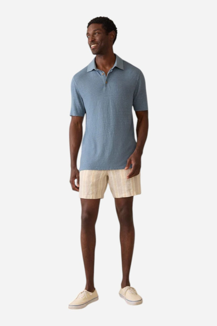 Faherty Short-Sleeve Linen Polo in Deep Marine – on model