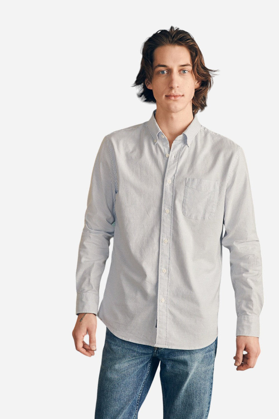 Faherty Short Sleeve Supima Oxford Shirt in Classic Stripe – front view