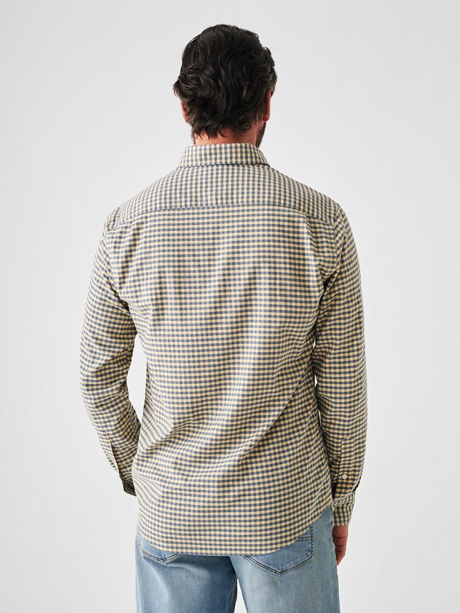 Faherty Stretch Oxford Shirt 2.0 in Sunny Seas Gingham – detail