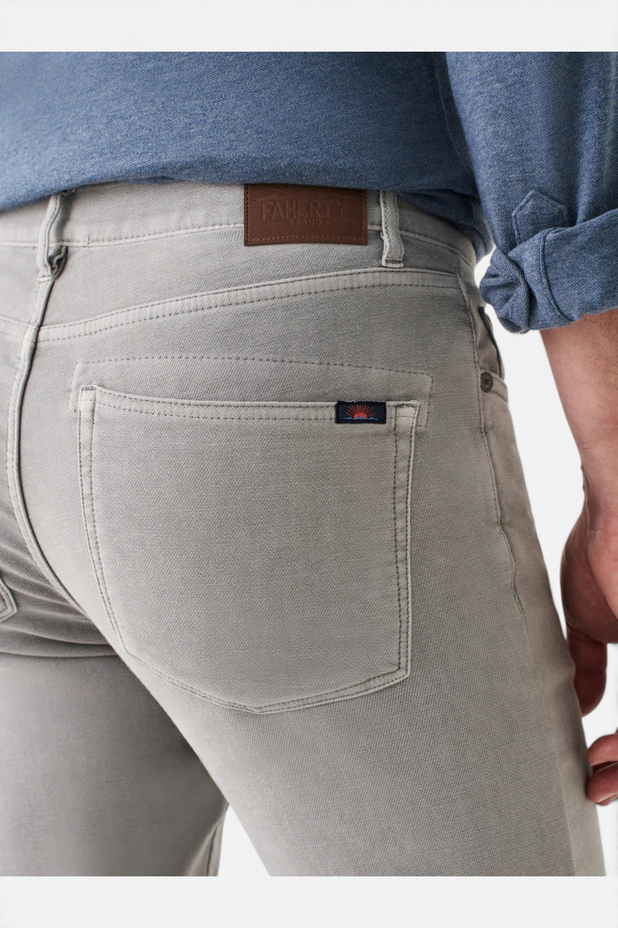 Faherty Stretch Terry 5-Pocket in Iron – detail