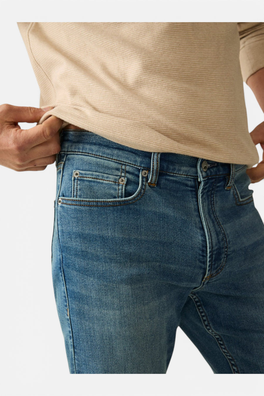 Faherty Stretch Terry Indigo 5-Pocket Pant in Indigo Ocean Wash – side view