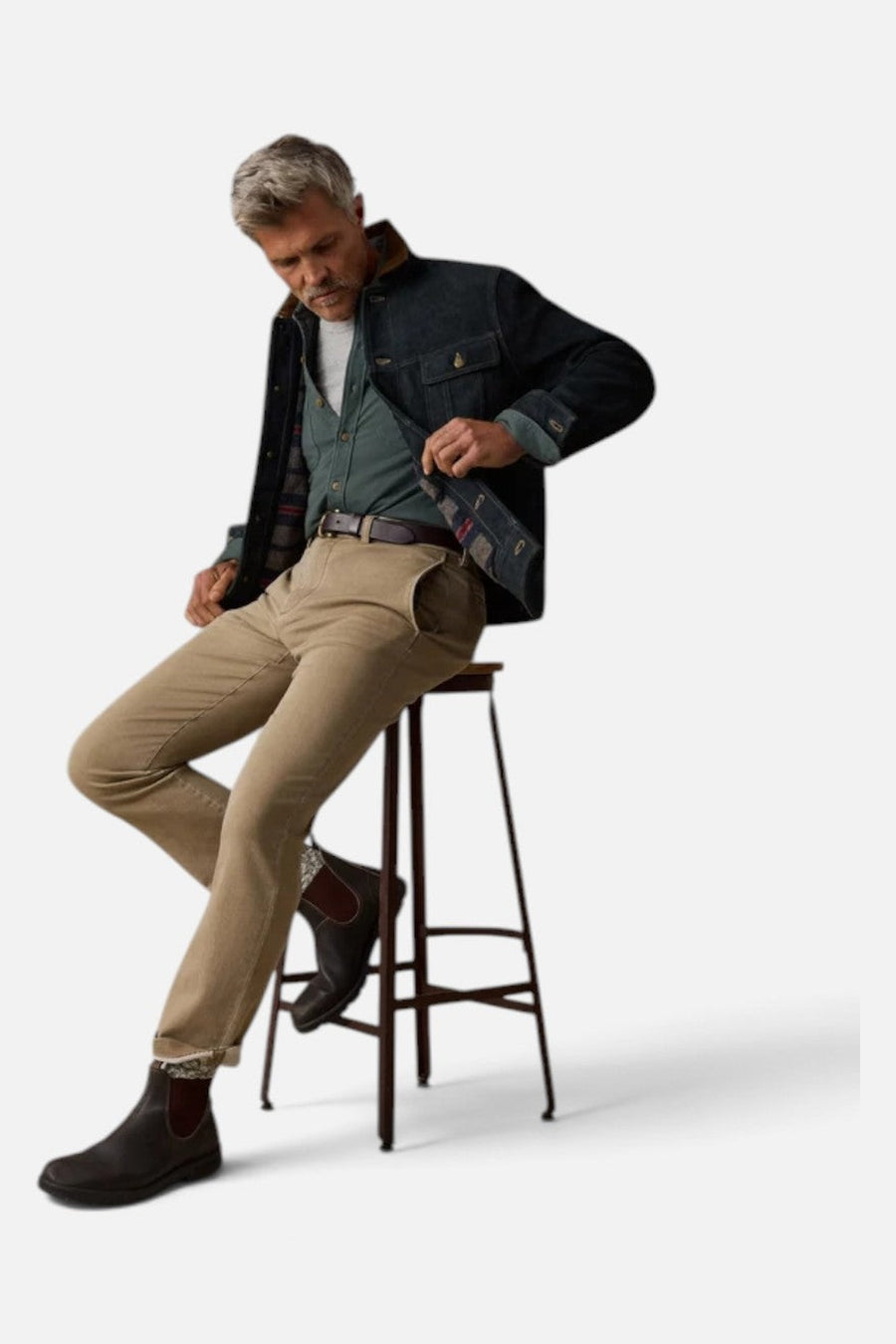 Faherty Stretch Terry Trouser in Desert Khaki – on model