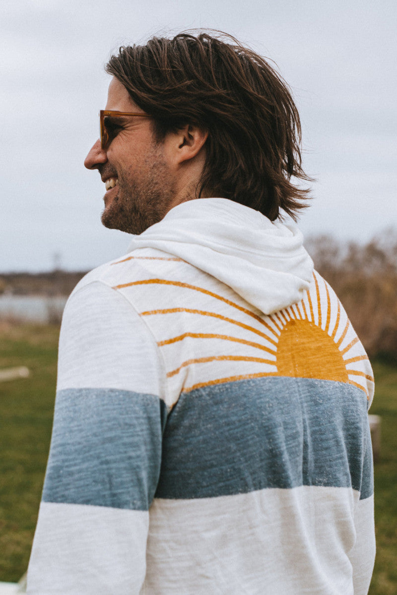 Faherty Sunwashed Sunray Slub Hoodie in Ocean Sunrise – detail