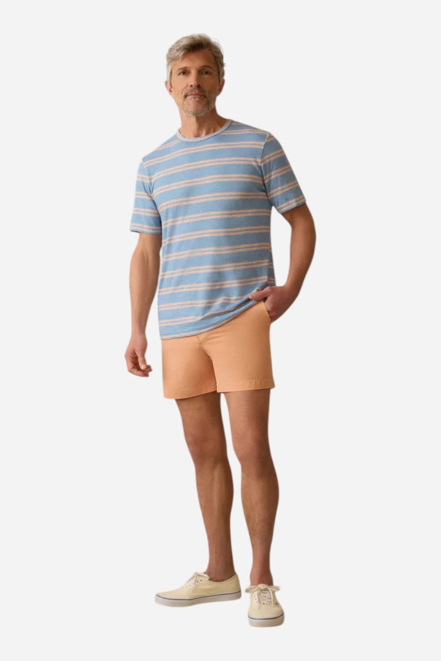 Faherty Sunwashed Tee in Coast Coral Stripe – on model