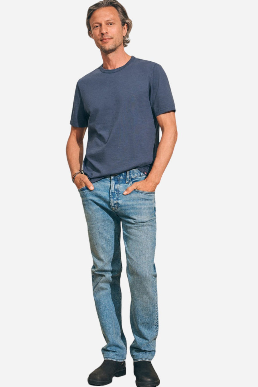 Faherty Sunwashed Tee in Dune Navy – front view