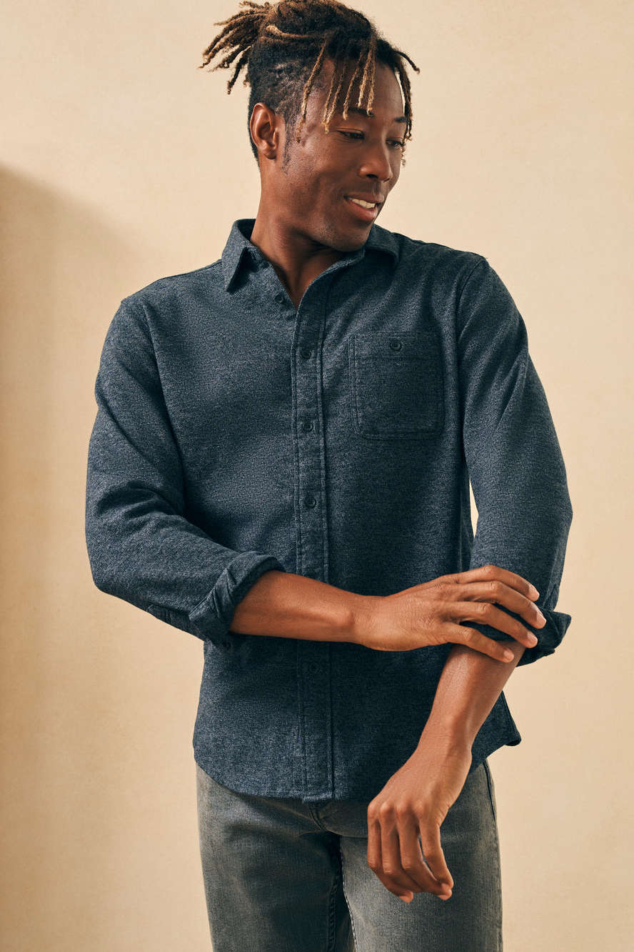 Faherty Super Brushed Flannel in Washed Black – back view