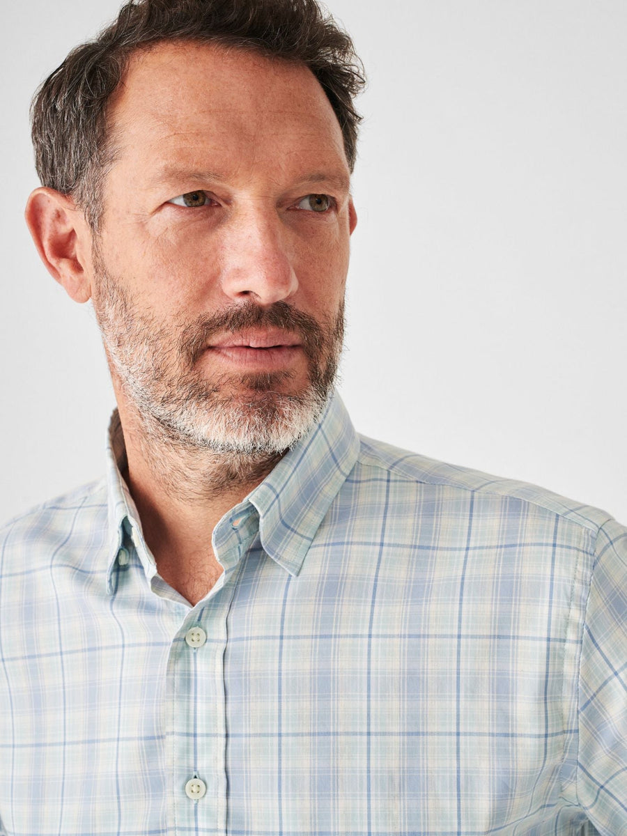 Faherty The Movement Shirt in Beach Cove Plaid – detail
