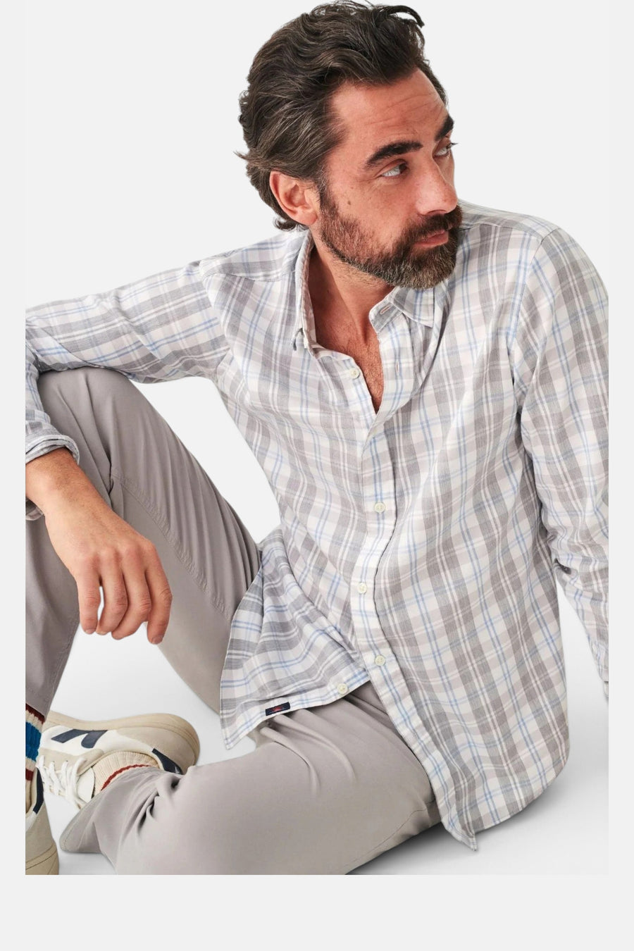 Faherty The Movement Shirt in Grey Cream Plaid – side view