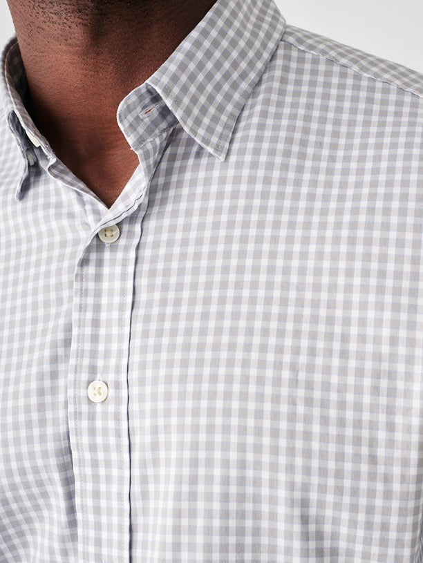 Faherty The Movement Shirt in Grey Sky Gingham – detail