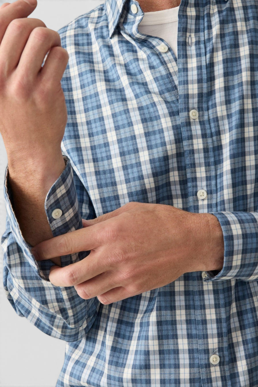 Faherty The Movement Shirt Seaside Blue Plaid – side view
