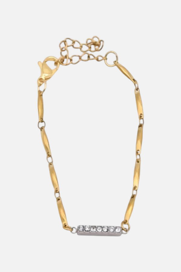 Farrah B Fine Line Bracelet in Gold