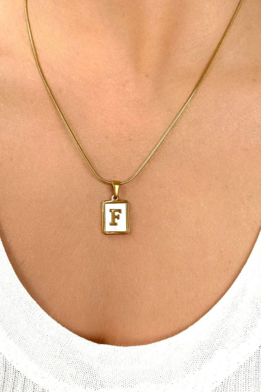Farrah B Free Agent Initial Letter P in Gold – back view