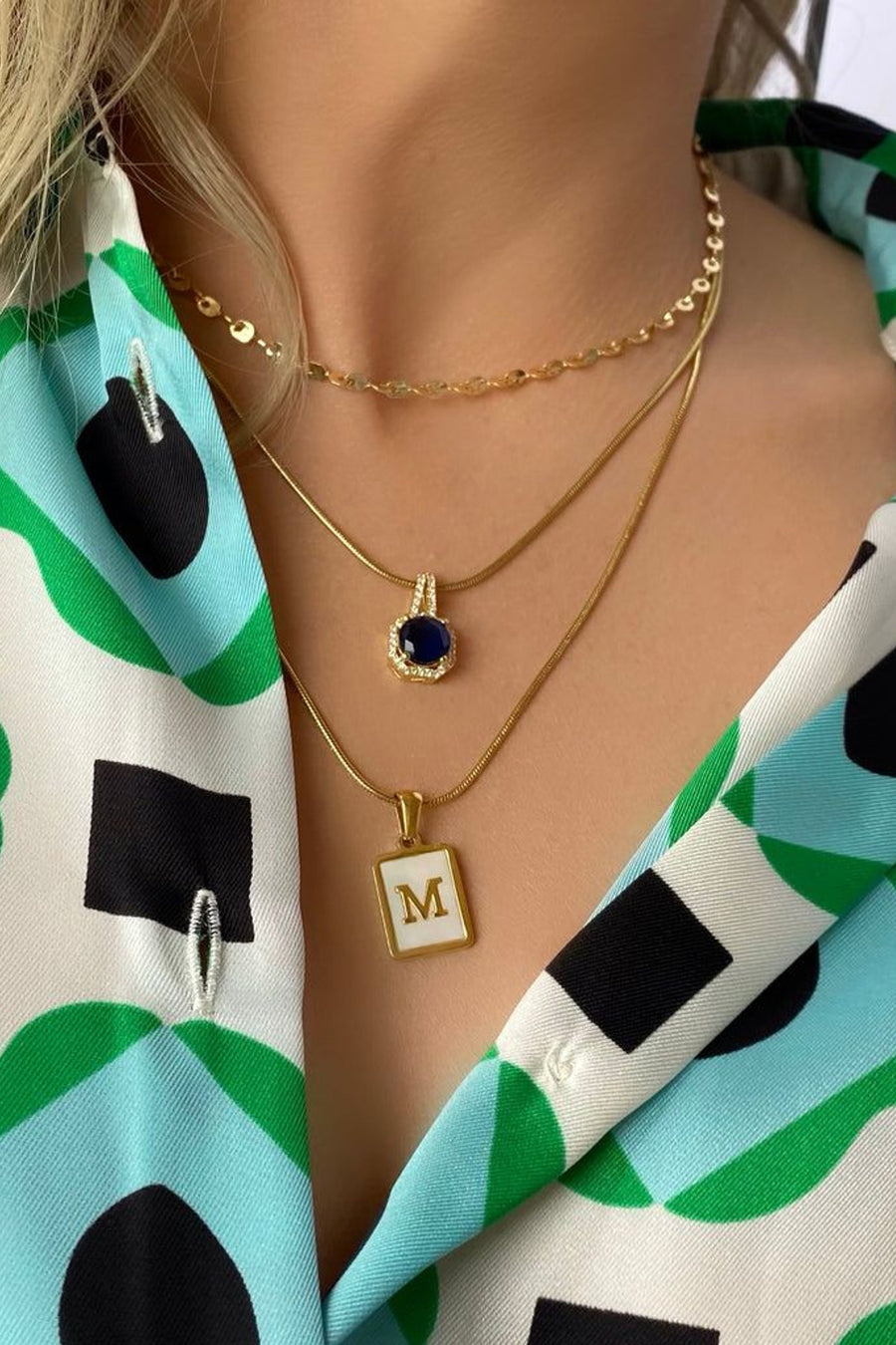 Farrah B Free Agent Initial Letter P in Gold – side view