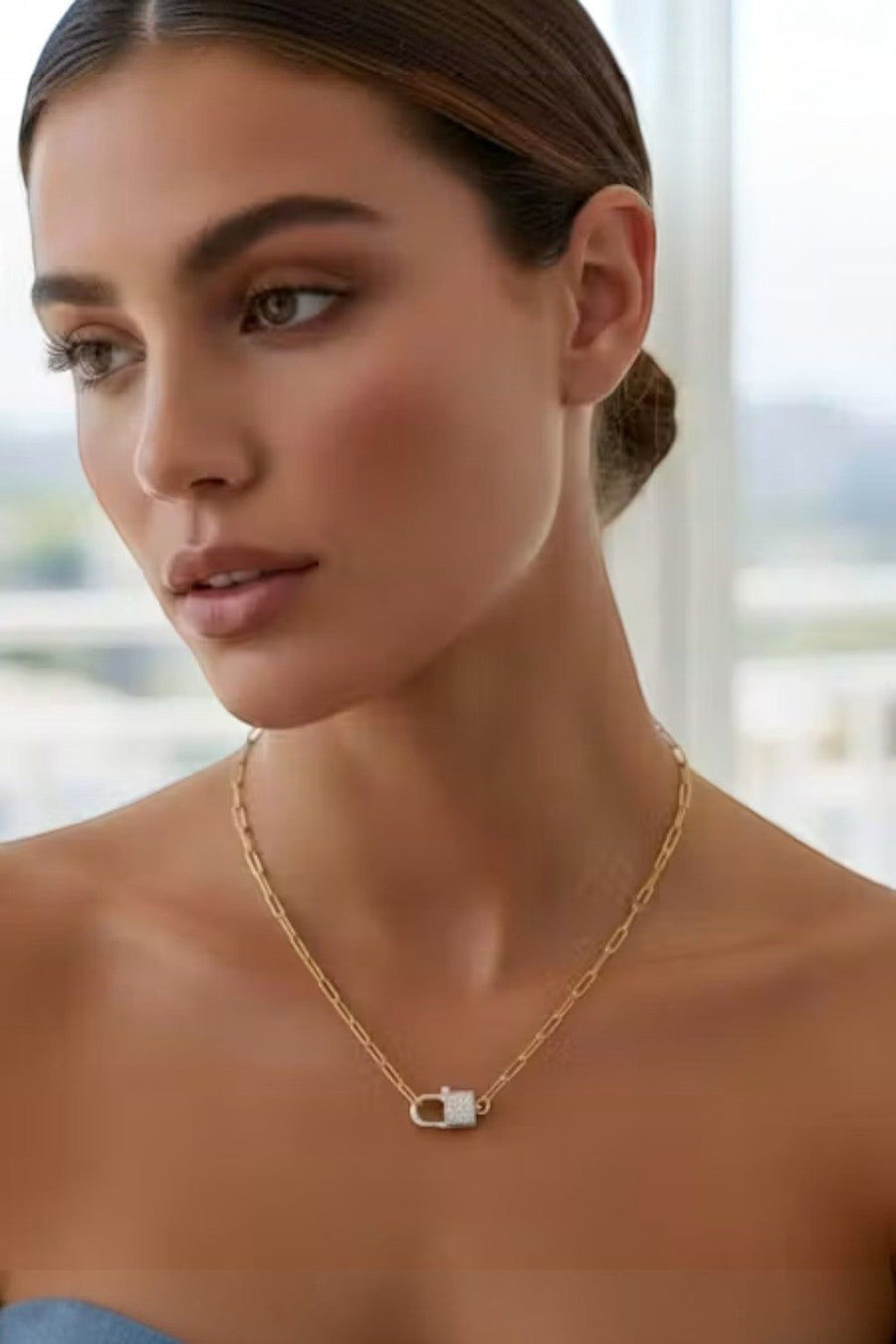 Farrah B Hook Up Necklace in Mixed Metal – detail