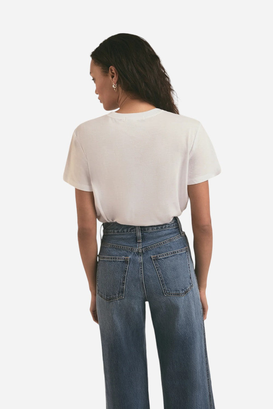 Favorite Daughter Tee White Rouge – flat lay