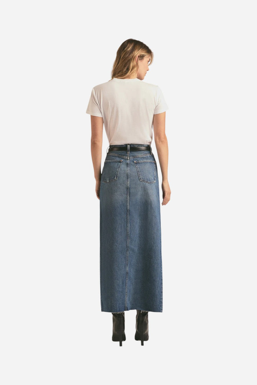 Favorite Daughter Tee in White – side view