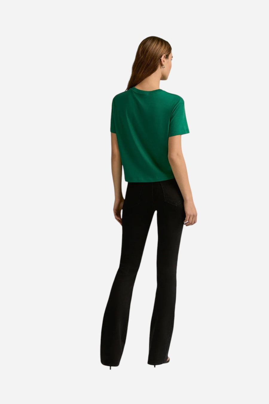 Favorite Daughter The Cropped Collegiate Tee in Emerald & White – flat lay