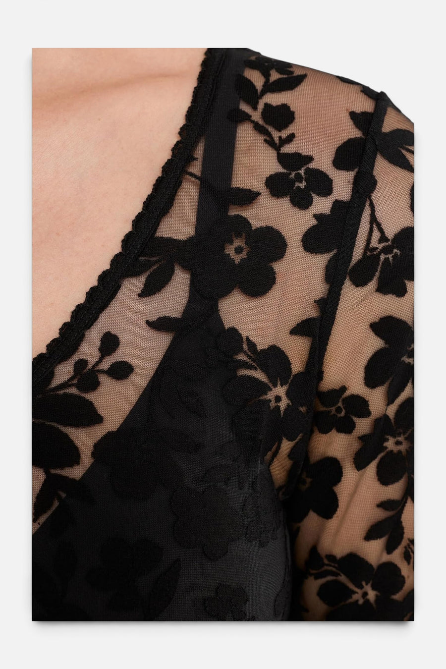 Free People Early Sunsets Lace Layering Top in Black – detail