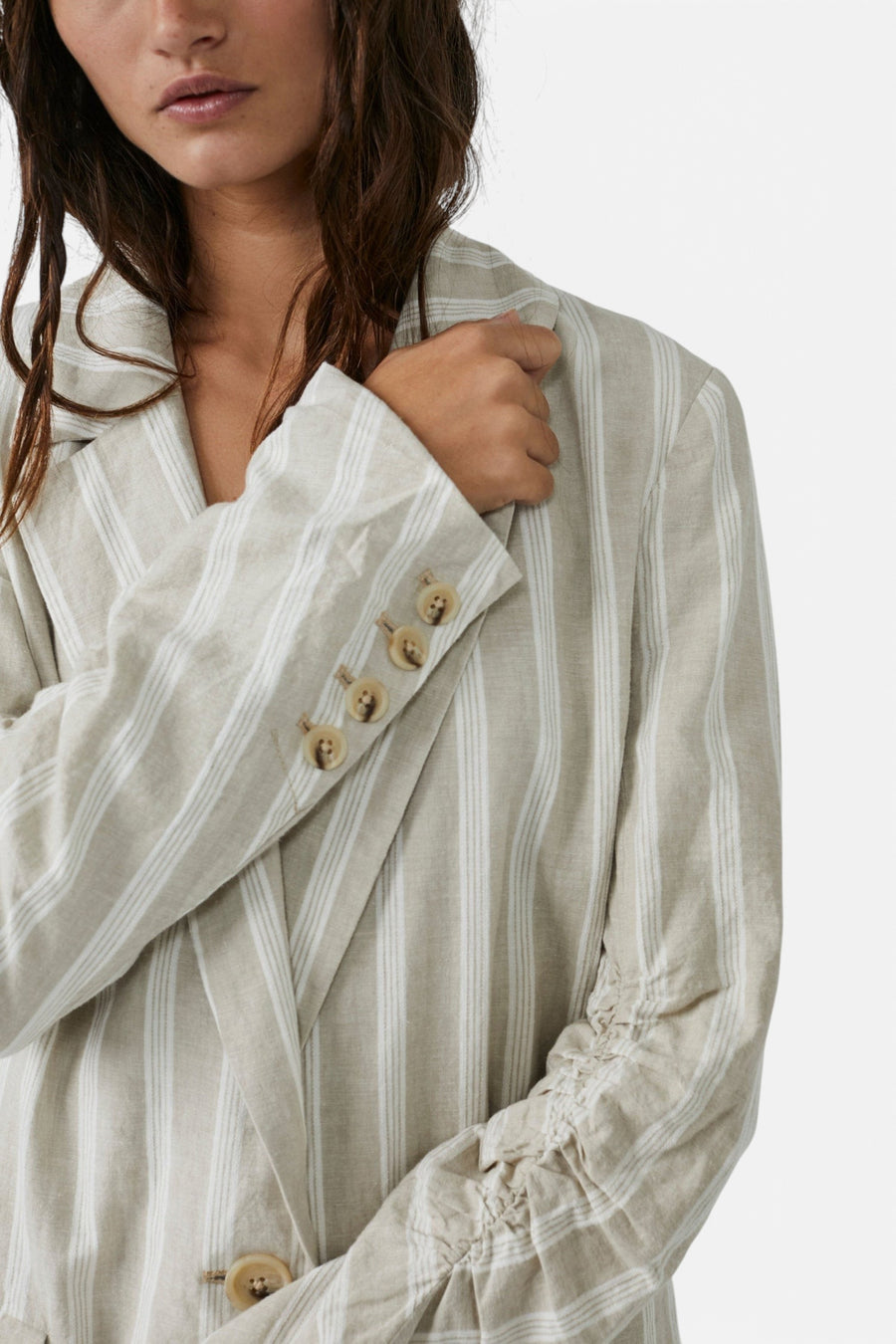 Free People Fern Blazer in Dusty Beige – detail