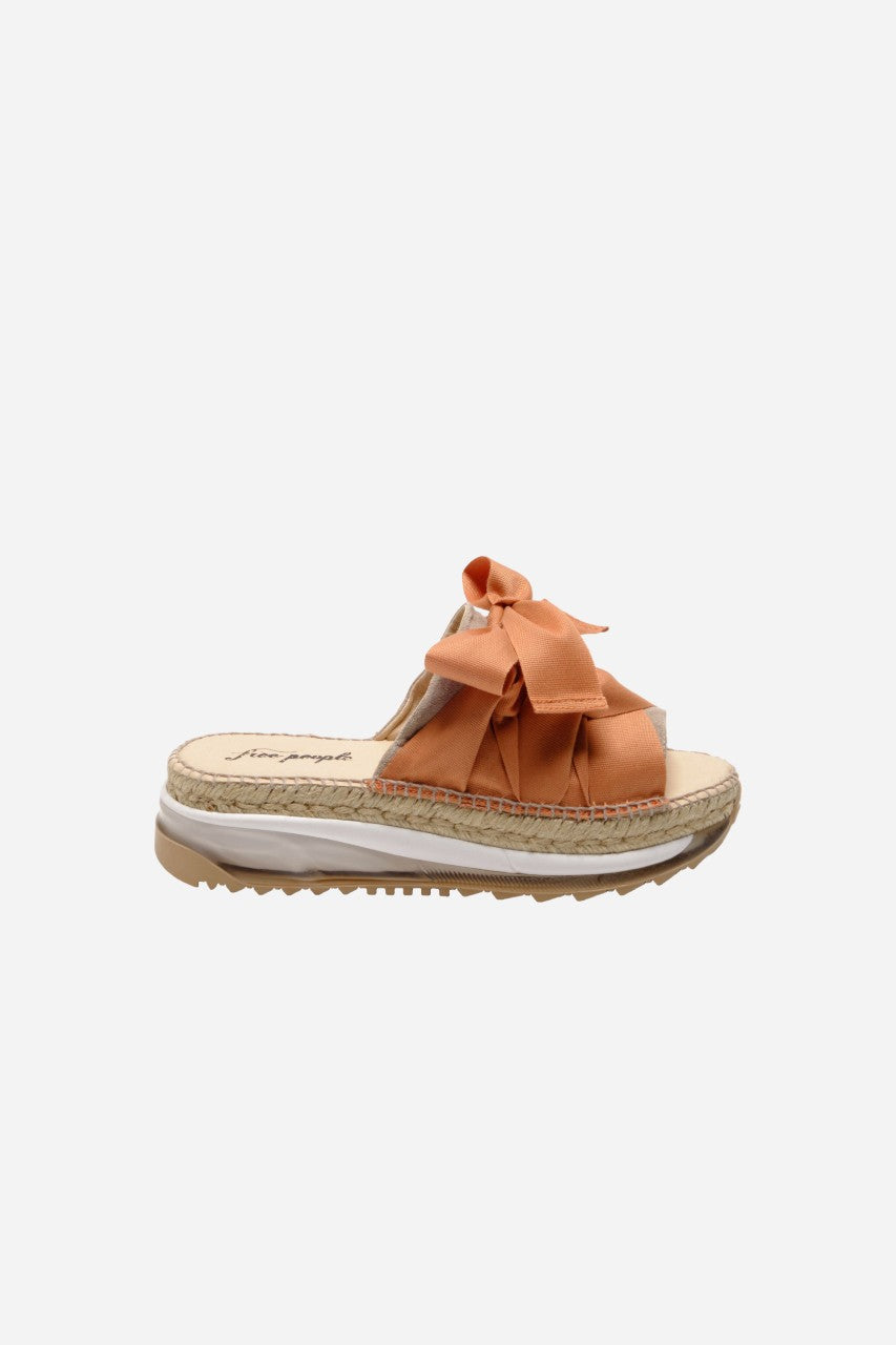 Free People Shoes Chapmin Sport Sandals in Pancake – front view