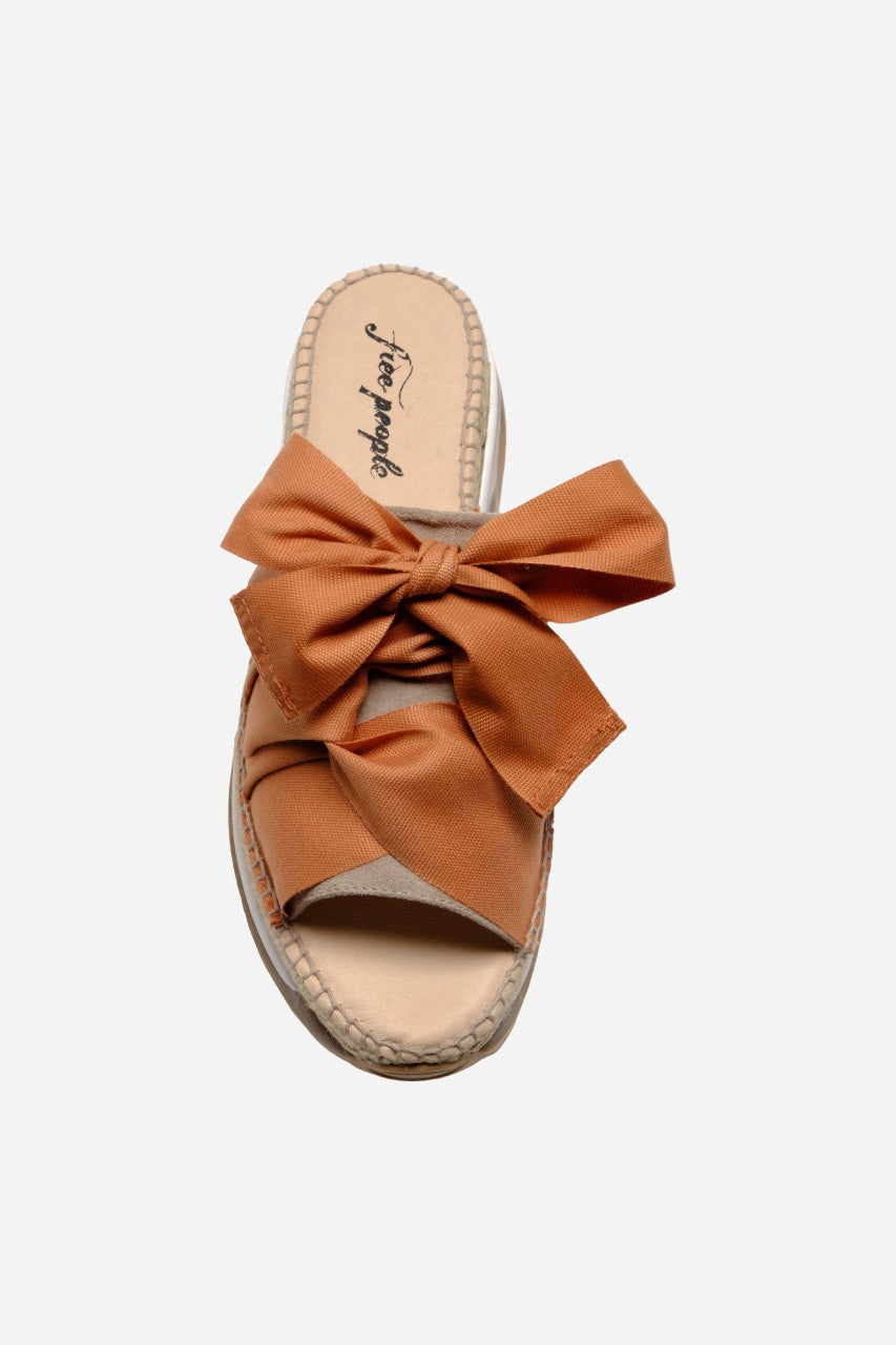 Free People Shoes Chapmin Sport Sandals in Pancake – side view