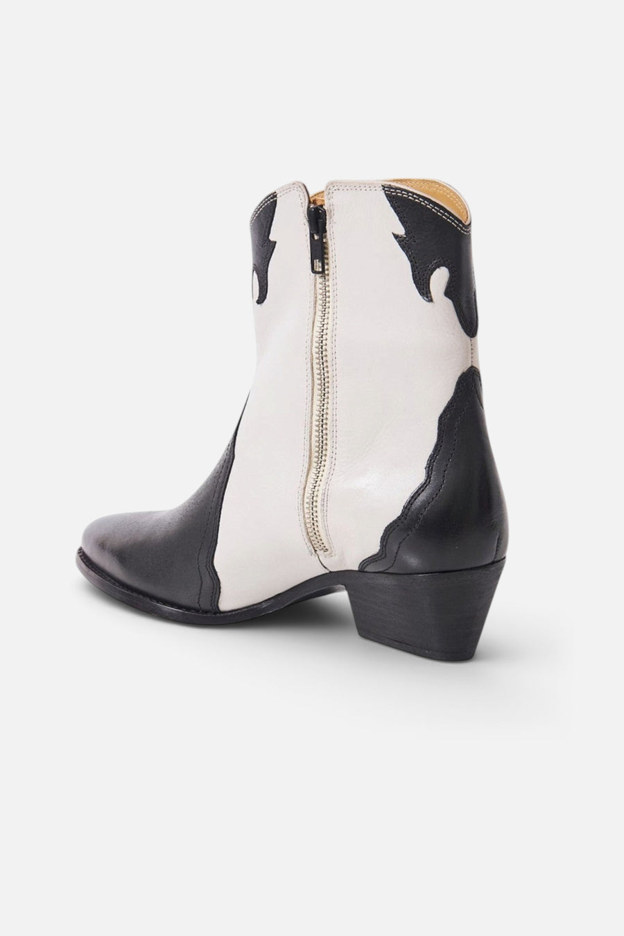 Free People Shoes New Frontier Western Boot in Arctic Fox Combo – three-quarter view