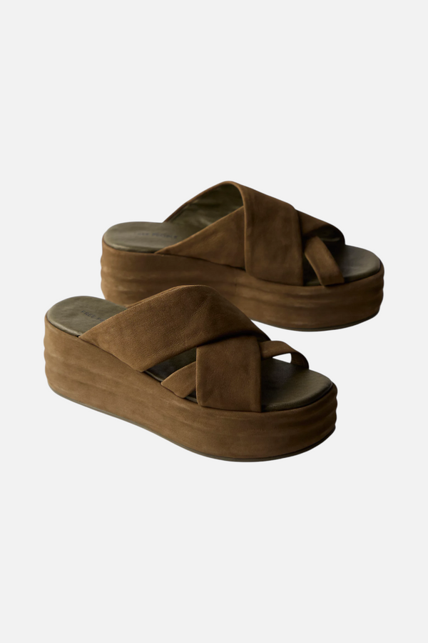Free People Wanderbay Flatform in Olive