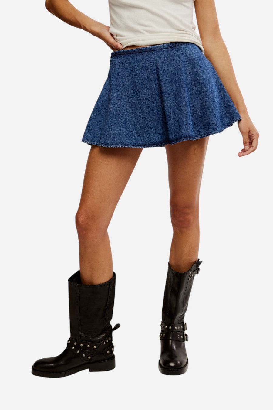 Free People We The Free Paradise Found Denim Skort in Mid Indigo – front view