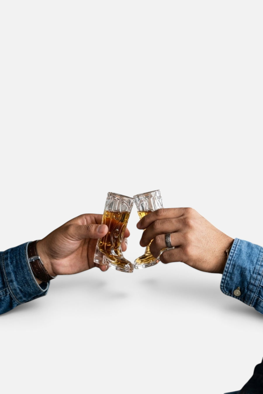 Gentlemen's Hardware Cowboy Boot Shot Glasses, Set of 2 – detail