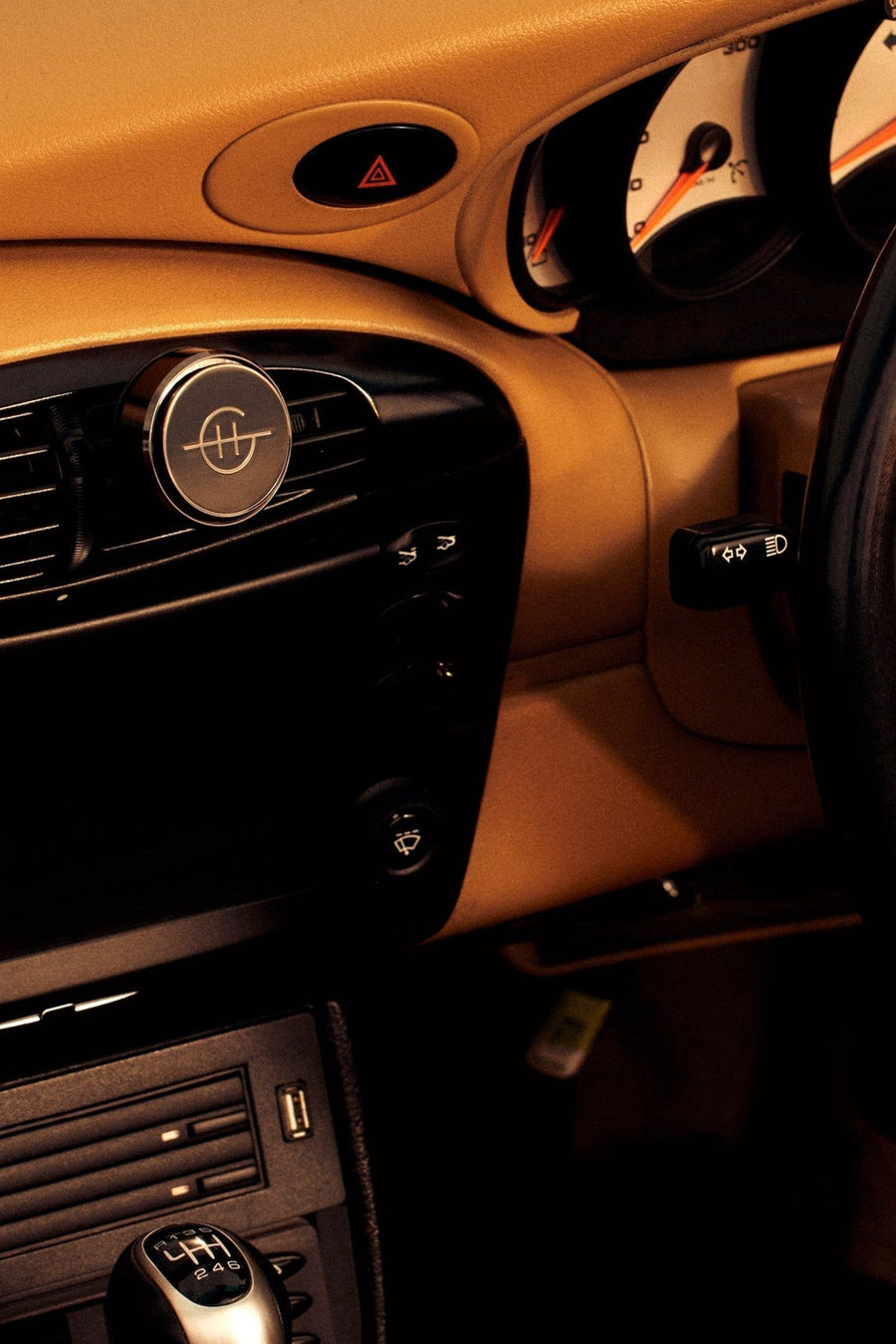 Glasshouse Lost In Amalfi Car Diffuser – side view