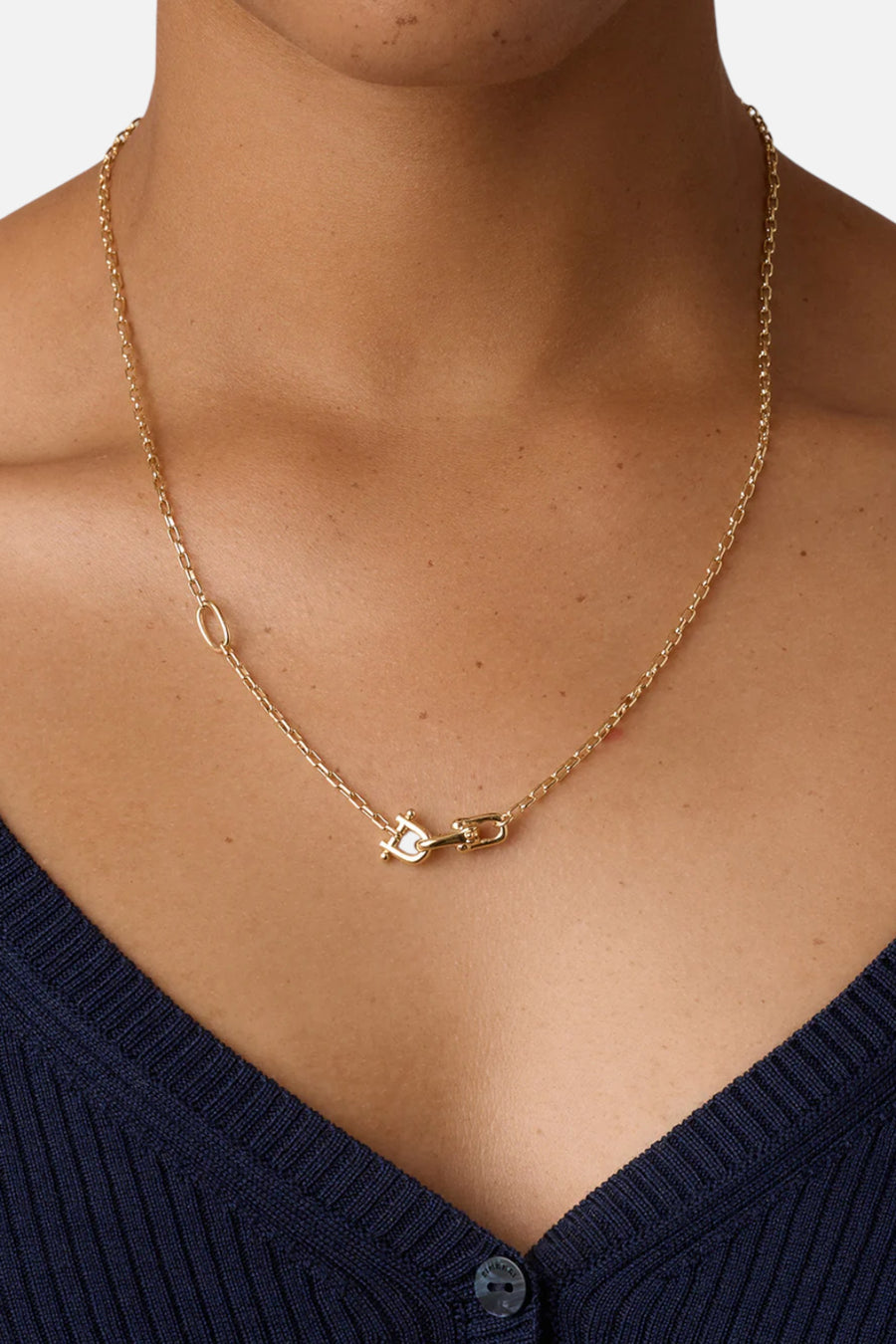 Gorjana Atlas Delicate Lariat in Gold – flat lay