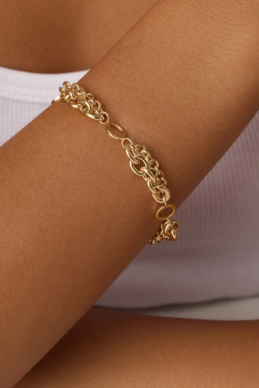 Gorjana Bryce Bracelet in Gold – side view