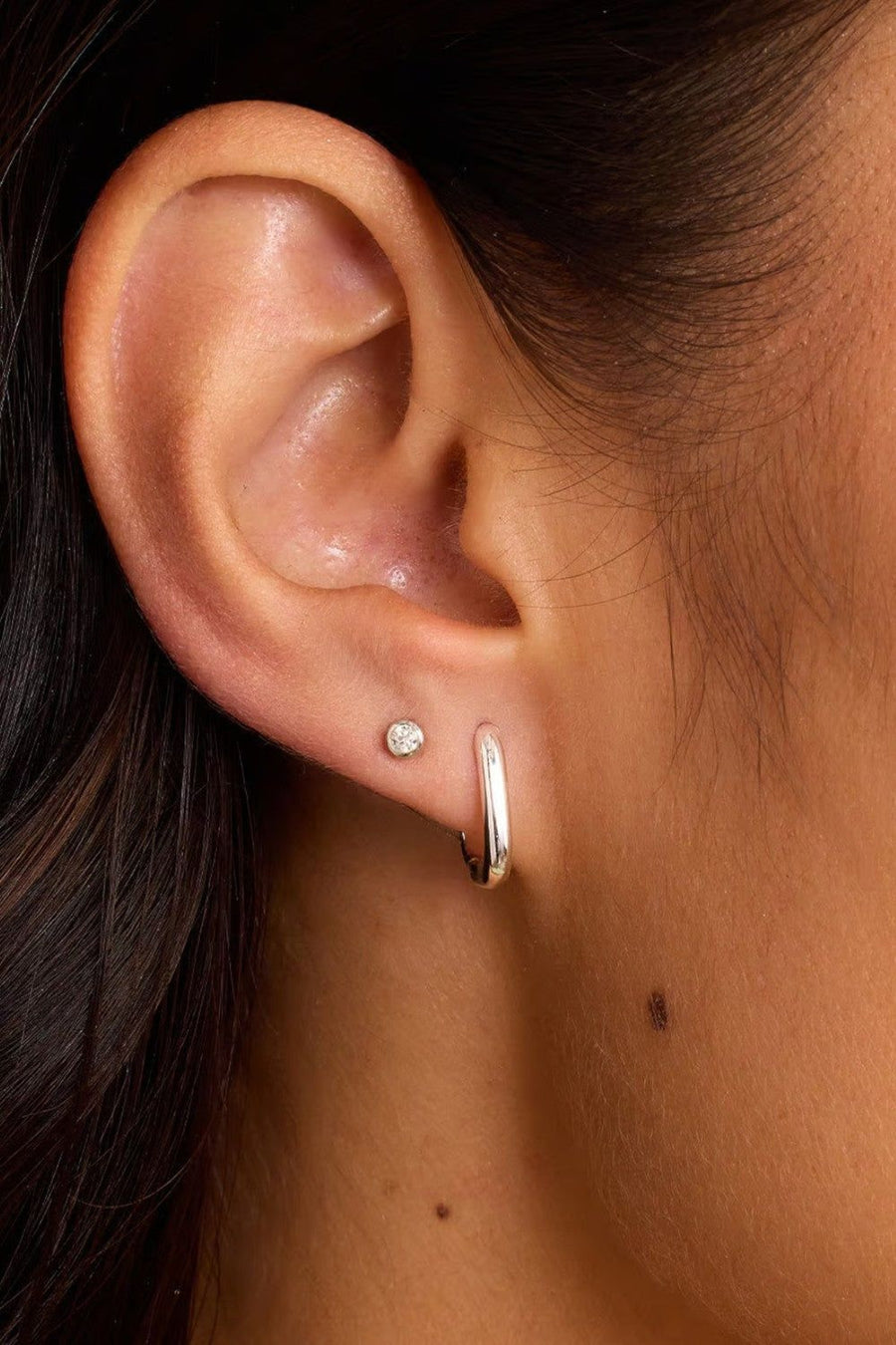 Gorjana Lou Link Charm Huggie Earring in Rhodium – back view
