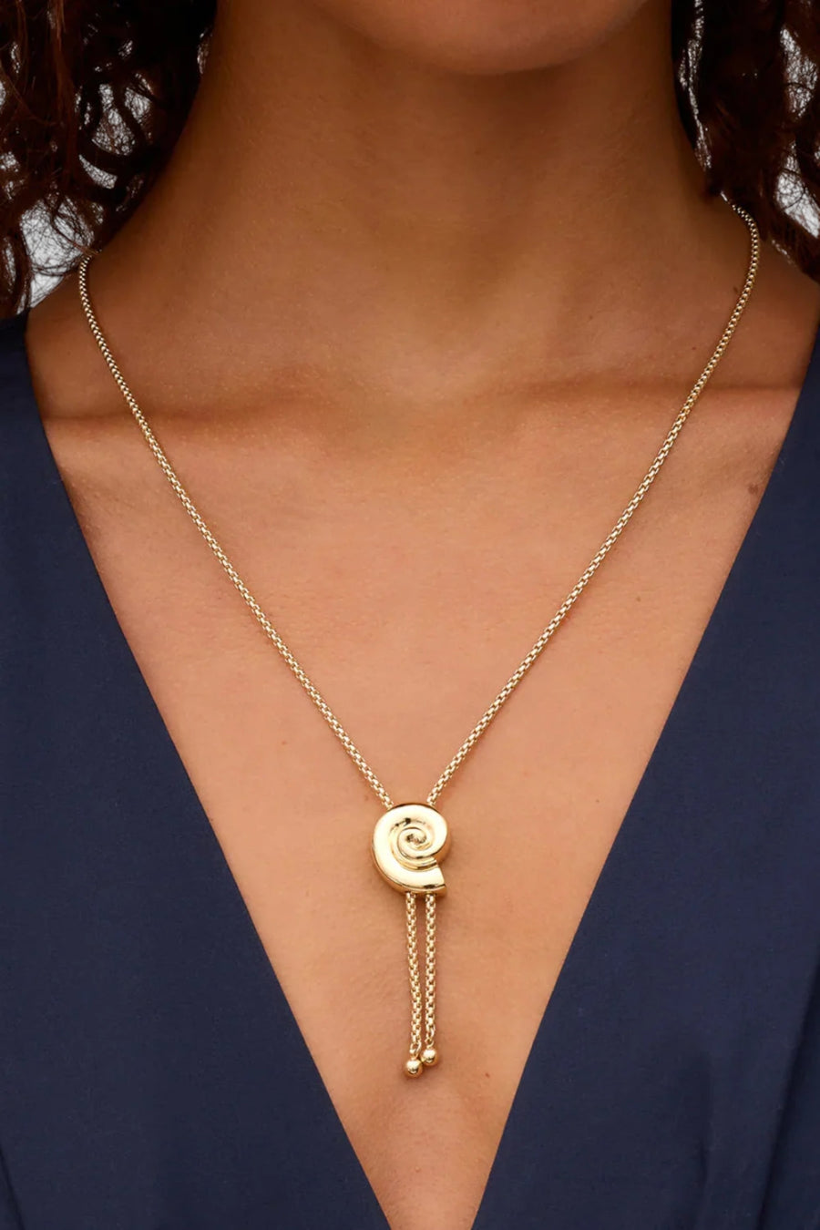 Gorjana Nautilus Bolo Necklace – detail