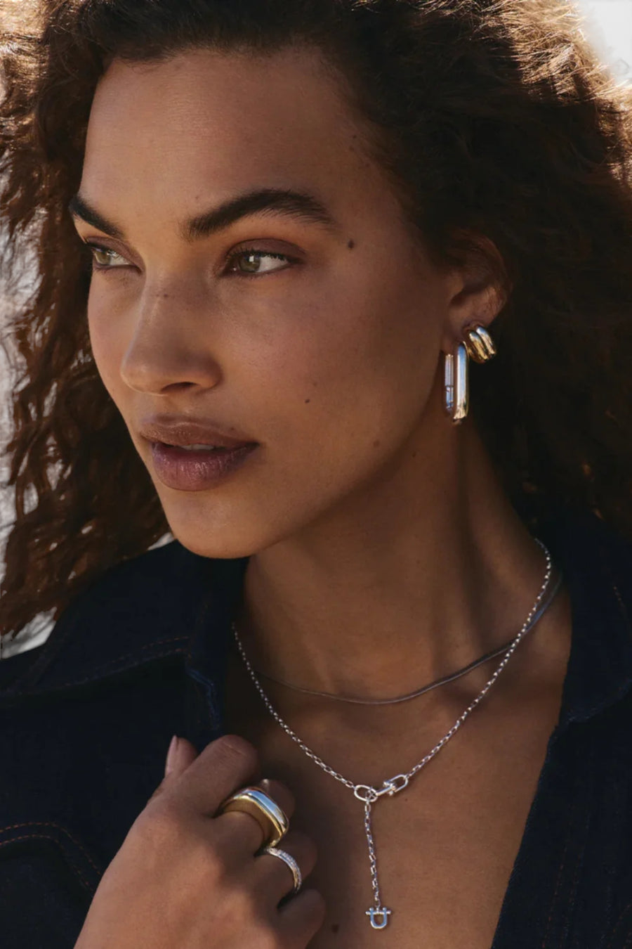 Gorjana Zoey Statement Hoops – side view